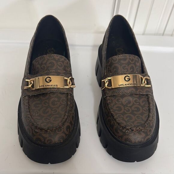 GBG Los Angeles Women's Brown Loafers - Picture 1 of 6